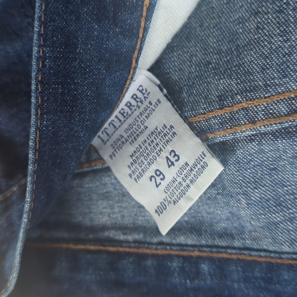 Dolce and Gabbana Jeans - Picture 2 of 10